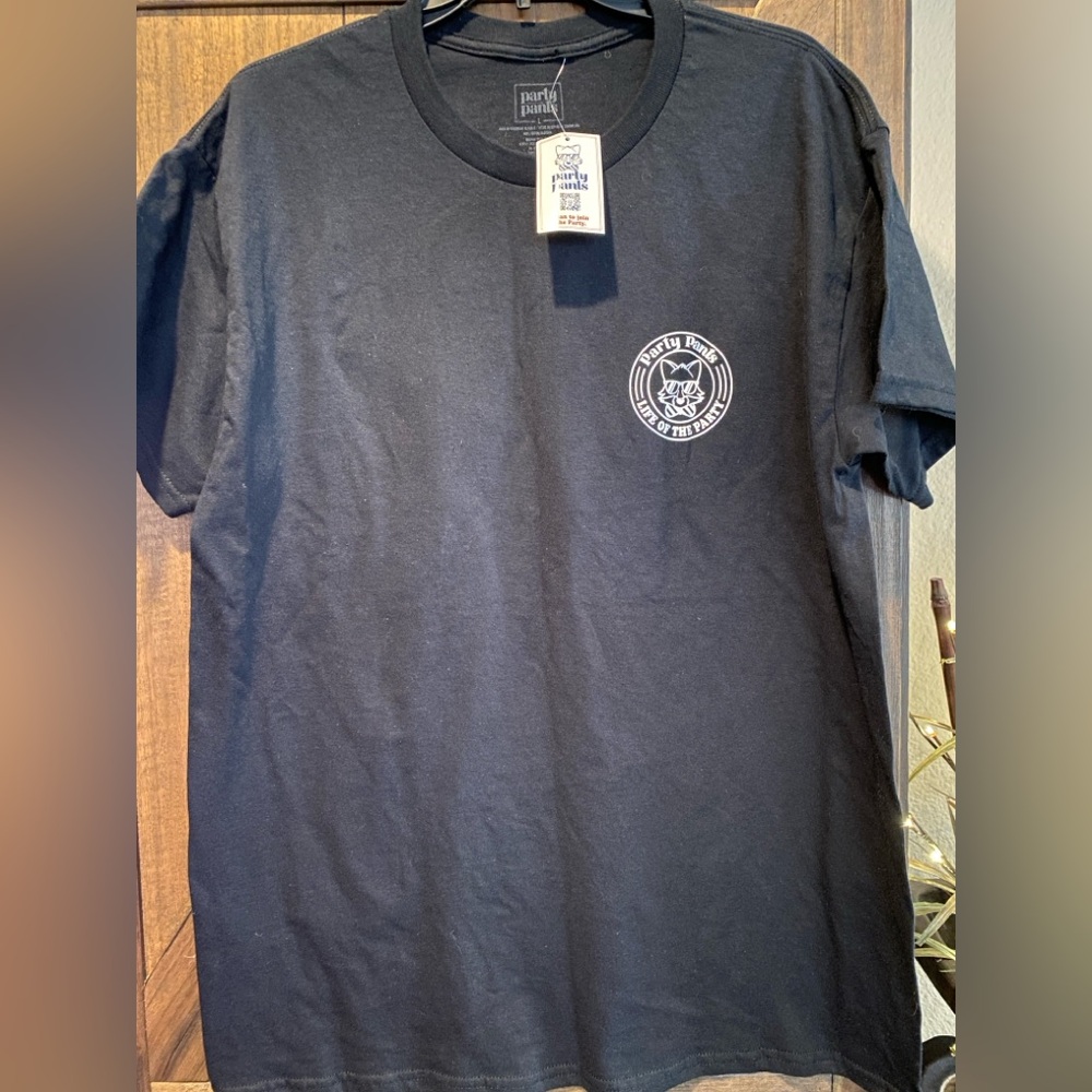 NWT Black Graphic Golf Tee